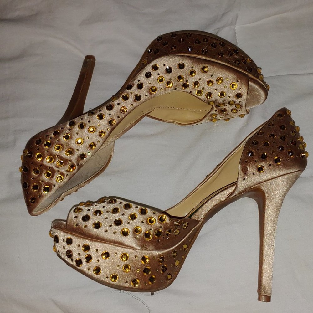 Gold Gianni Bini Heels